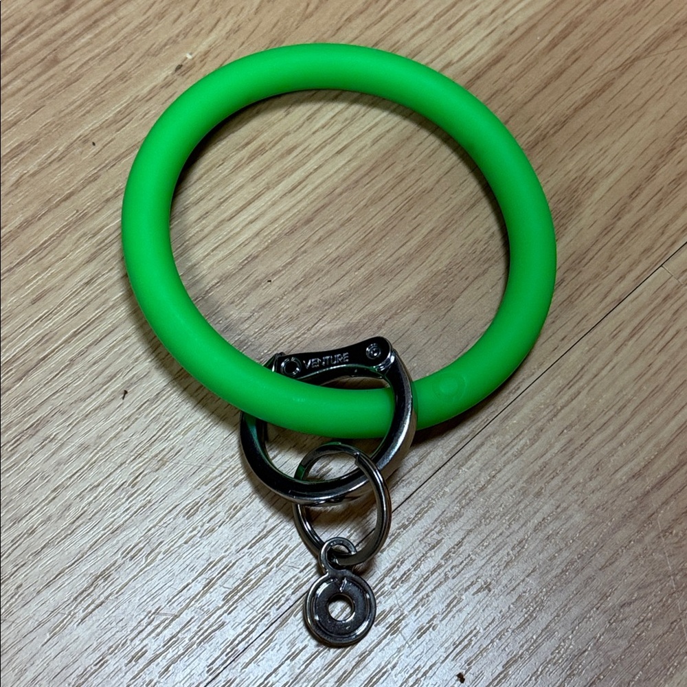 Big O Keyring/Bracelet with Silver Accents from Oventure in Lime green